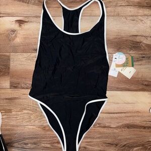 Volcom Women's Coco One Piece Swimsuit Black/White Size L